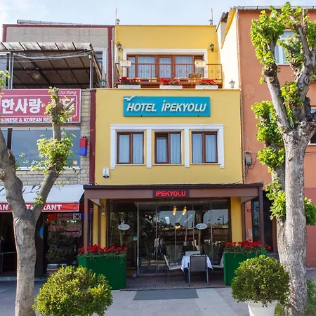 尔彭柯雅鹿酒店 酒店