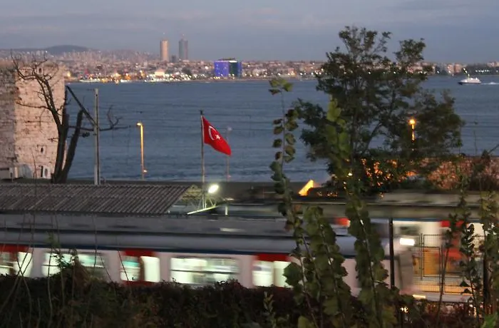 מלון Ipekyolu 3*