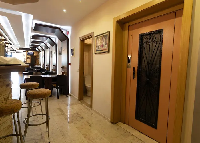 מלון Ipekyolu 3*