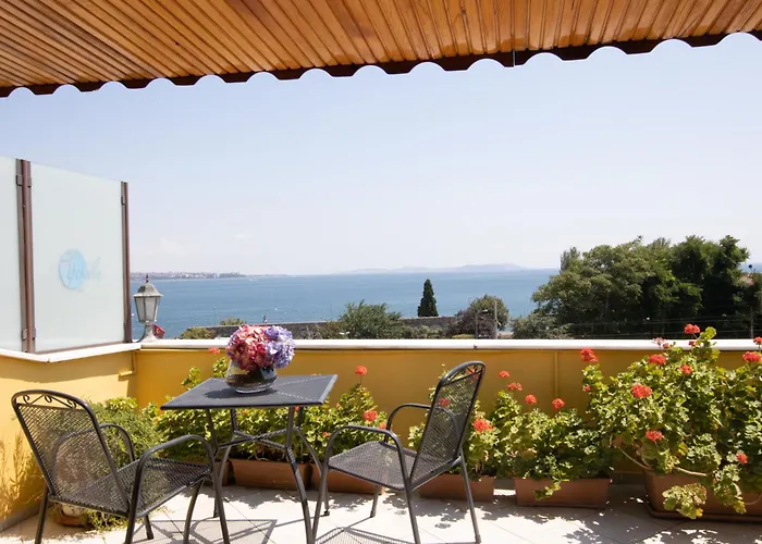 Ipekyolu מלון 3*